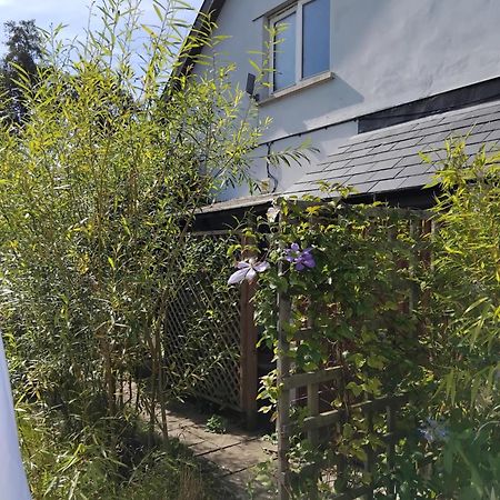 Post Office Row Apartment And Garden Crickhowell Zewnętrze zdjęcie